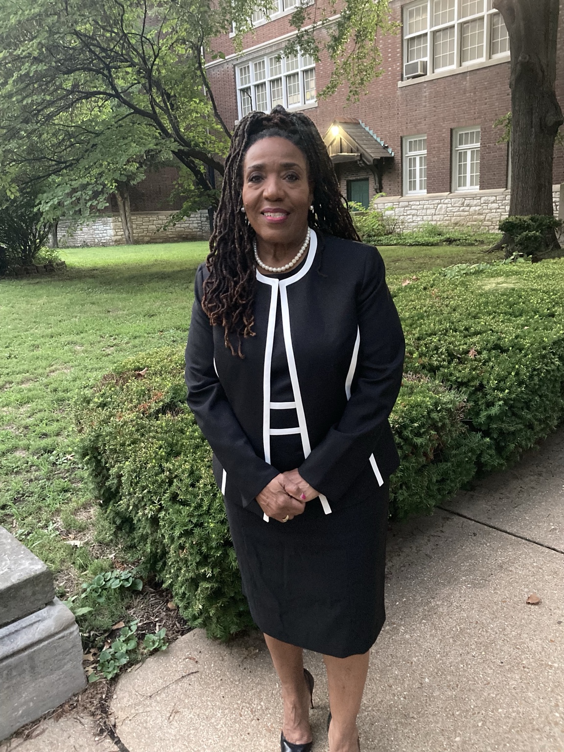 Donna Jones, candidate for the St. Louis Board of Education